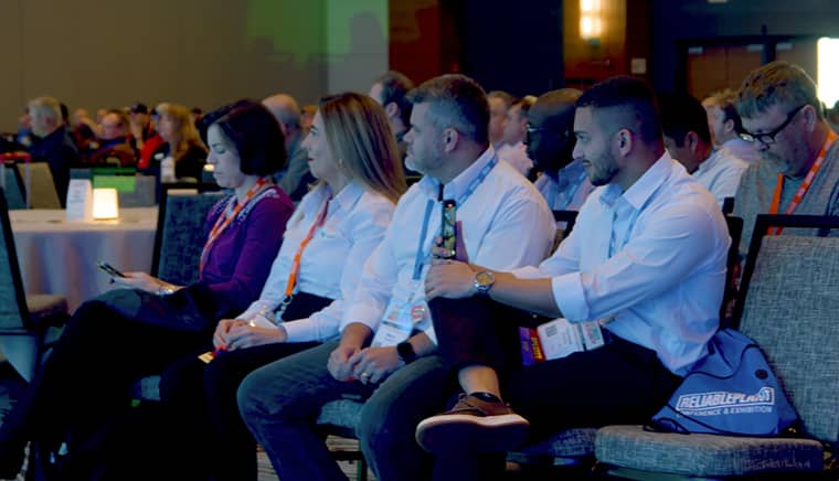 Lisandra and crowd at the 2025 conference